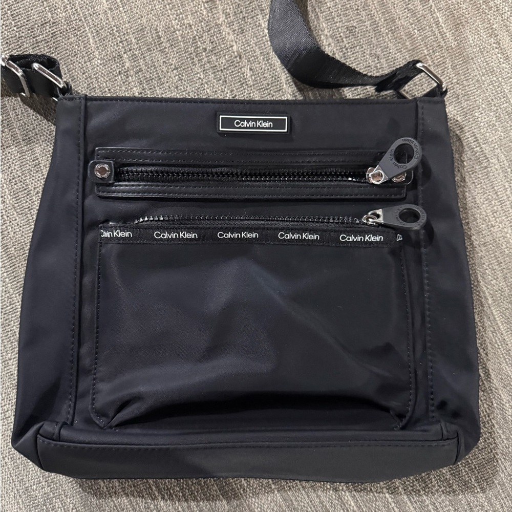 NWOT Calvin Klein Black Crossbody Bag